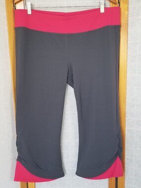 Athleta Vata Capri Leggings Size 2X Gray Pink Style 819301
